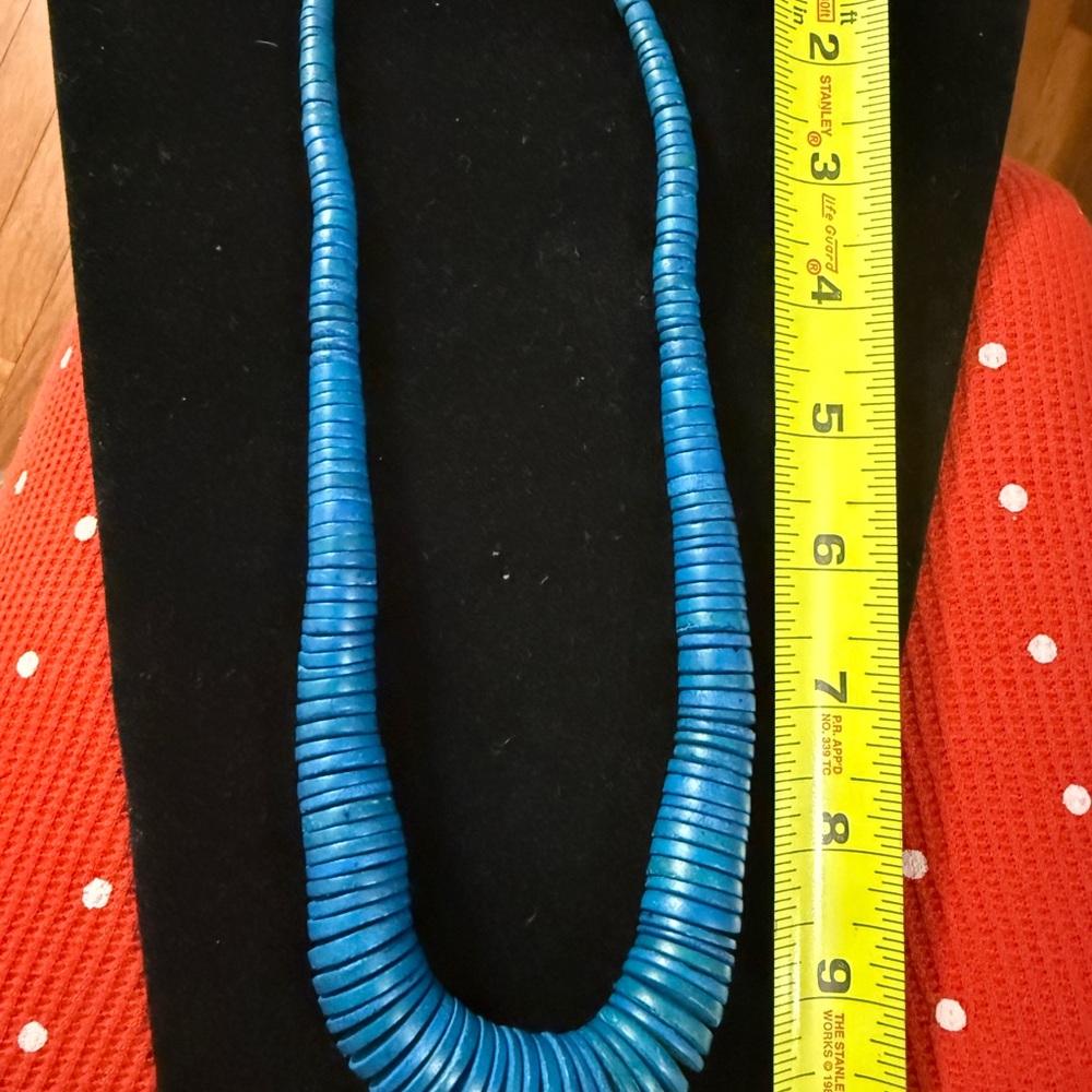 Elegant Blue Wood Beaded Necklace - Picture 2 of 3